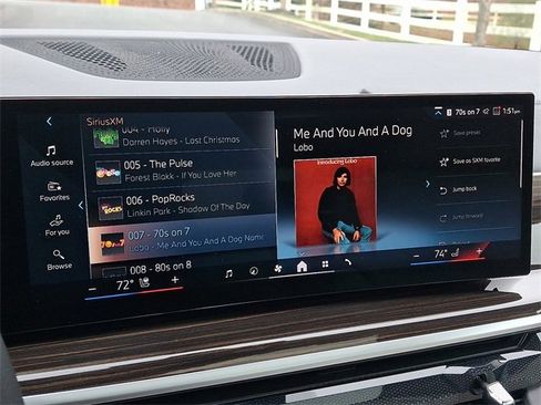 Used 2024 BMW X7 xDrive40i w/ Premium Package image 18