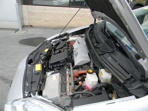 Used 2010 Toyota Prius Five FWD image 23
