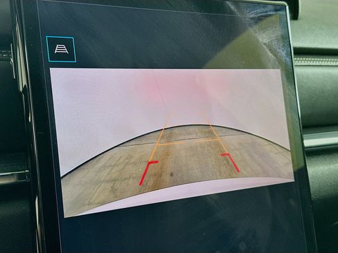 Used 2025 GMC Terrain Elevation image 23