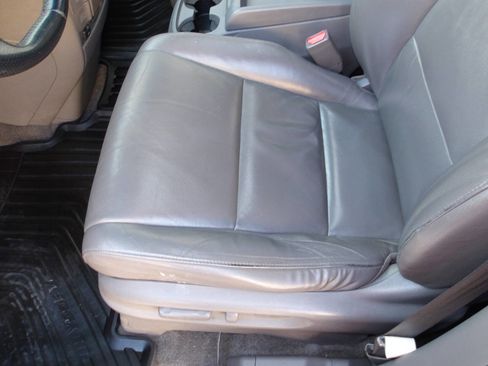 Used 2011 Honda Odyssey EX-L image 22
