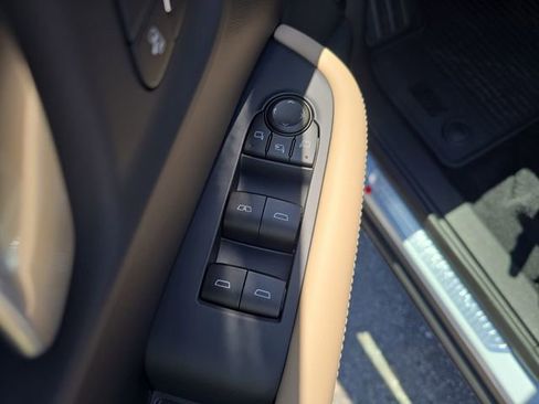 New 2026 Buick Enclave Preferred w/ Power Package AWD/4WD image 16
