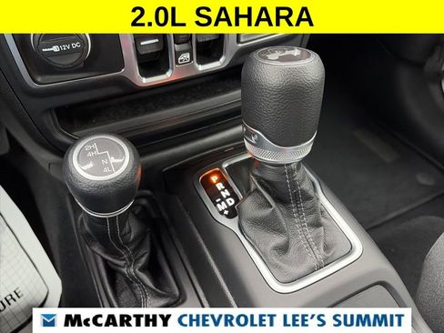 Used 2025 Jeep Wrangler Unlimited Sahara AWD/4WD image 9