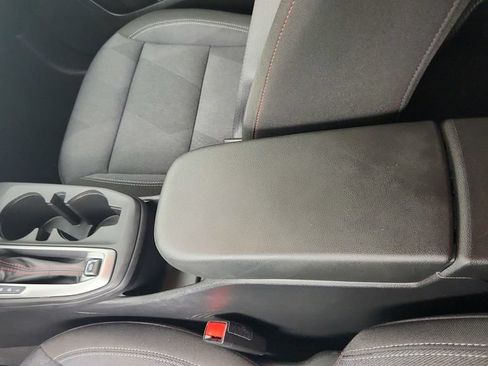 Certified 2024 Chevrolet Trax RS FWD image 17