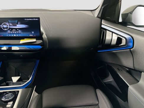 Used 2026 BMW X3 xDrive30 w/ Premium Package image 27