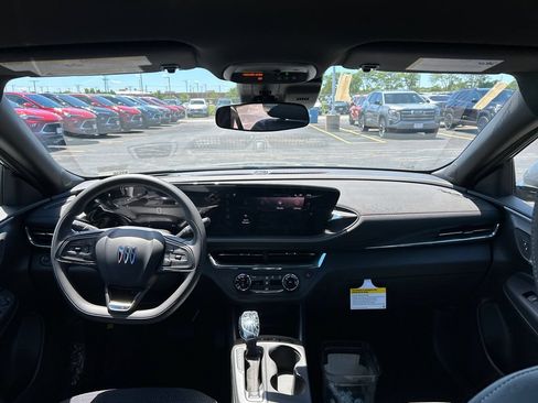 New 2026 Buick Envista Preferred FWD image 31