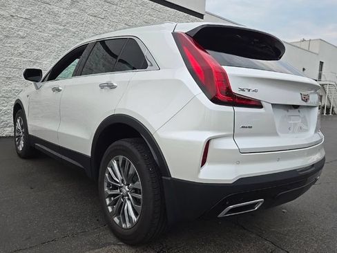 Certified 2024 Cadillac XT4 Premium Luxury w/ Cold Weather Package AWD/4WD image 28