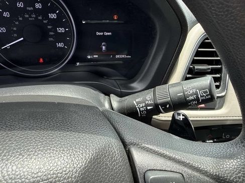 Used 2021 Honda HR-V EX image 44