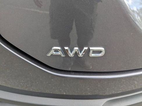 Certified 2025 Honda Pilot Touring image 14