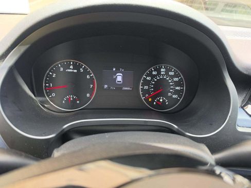 Used 2021 Kia Seltos S AWD/4WD image 6