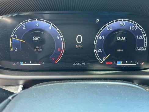 Used 2023 Jeep Wagoneer L Series III w/ Preferred Equipment Group image 23