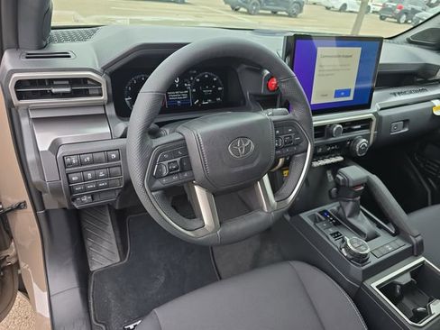New 2026 Toyota Tacoma TRD Off-Road AWD/4WD image 15
