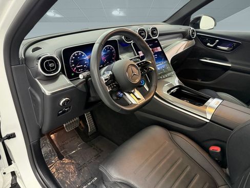 Certified 2025 Mercedes-Benz GLC 43 AMG 4MATIC image 4