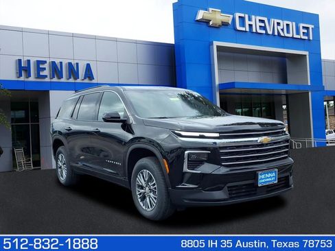 New 2026 Chevrolet Traverse LT w/ Driver Confidence Package image 1