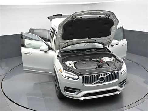 Used 2022 Volvo XC90 T6 Inscription w/ Advanced Package image 51