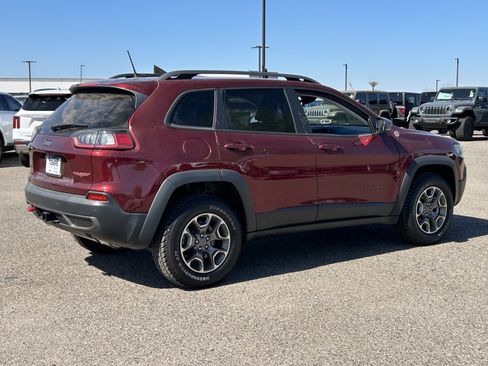 Certified 2021 Jeep Cherokee Trailhawk w/ Trailer Tow Group image 5