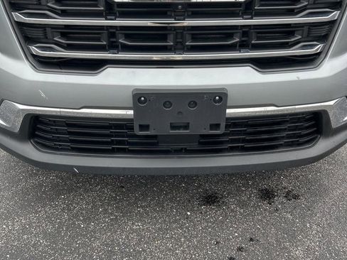 Used 2025 GMC Acadia Elevation FWD image 3