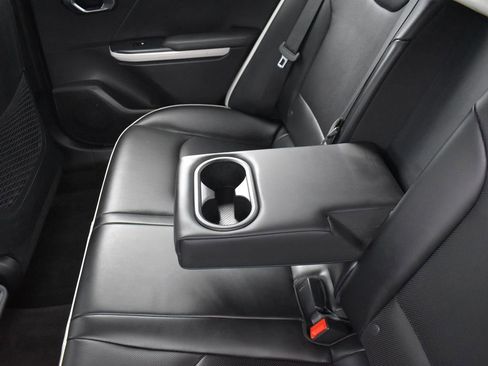 Certified 2025 Kia K4 GT-Line w/ GT-Line Premium Package image 27