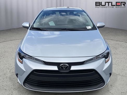 New 2026 Toyota Corolla LE FWD image 8