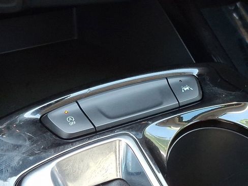 New 2025 Chevrolet Trax LT FWD image 16