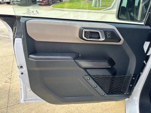 Used 2024 Ford Bronco Wildtrak AWD/4WD image 23