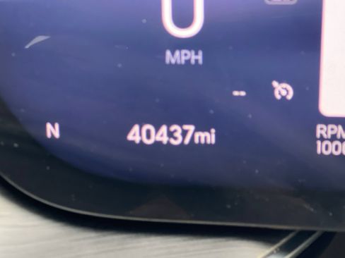 Used 2024 Buick Envision Preferred AWD/4WD image 23
