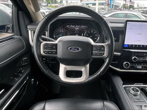 Used 2024 Ford Expedition Max XLT AWD/4WD image 5