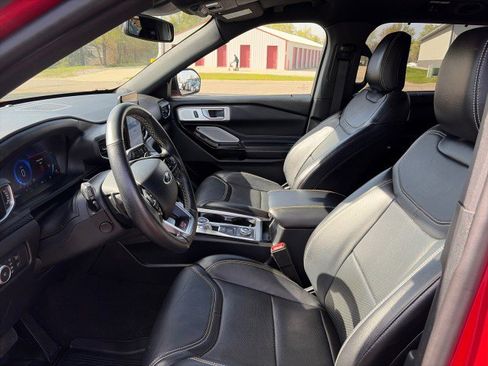Used 2021 Ford Explorer ST w/ Equipment Group 401A AWD/4WD image 9