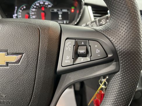 Used 2017 Chevrolet Trax LS image 18