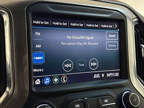 Used 2022 Chevrolet Silverado 1500 LT AWD/4WD image 14