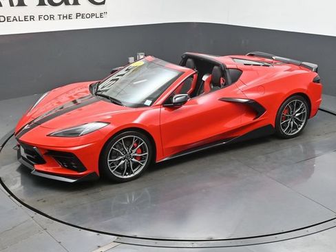 Used 2023 Chevrolet Corvette Stingray Preferred Cpe w/ Z51 Performance Package RWD image 46