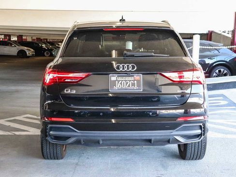 Used 2023 Audi Q3 2.0T Premium w/ Convenience Package AWD/4WD image 3