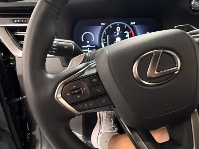 Used 2026 Lexus GX 550 w/ Accessory Package (31) AWD/4WD image 27