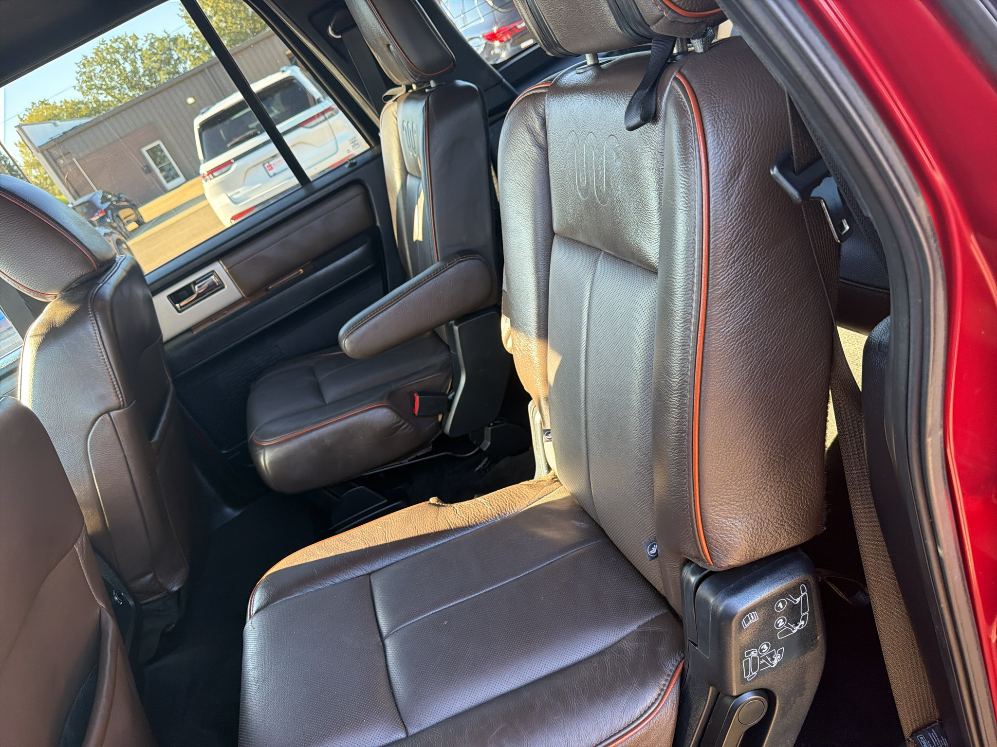 Used 2017 Ford Expedition EL King Ranch RWD image 12