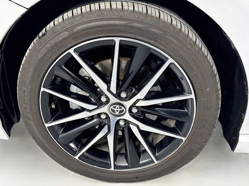 Used 2024 Toyota Camry SE image 40