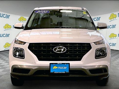 Used 2020 Hyundai Venue SE FWD image 2