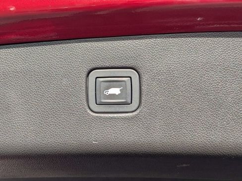 Used 2019 Chevrolet Blazer RS image 15