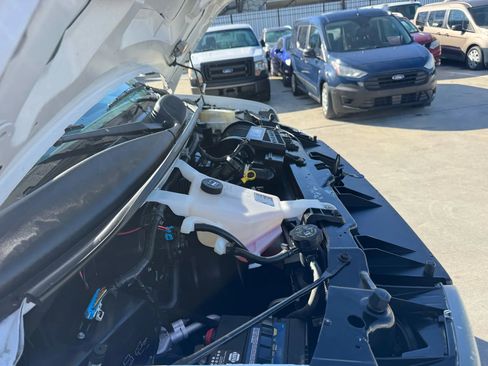 Used 2017 Chevrolet Express 3500 LT w/ LT Preferred Equipment Group image 15