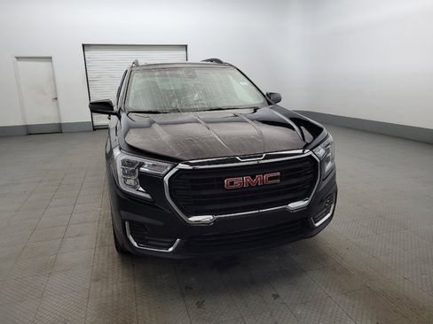 Used 2022 GMC Terrain SLE w/ Driver Convenience Package image 14