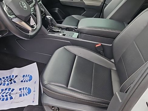 Used 2022 Volkswagen Atlas SE image 28