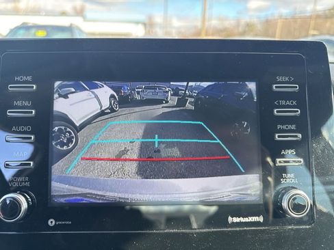 Used 2024 Toyota Camry SE image 8