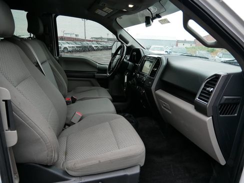 Used 2016 Ford F150 XLT w/ Equipment Group 302A Luxury AWD/4WD image 8