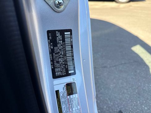 Used 2023 Toyota GR86 w/ ALL Weather Mat Package (TMS) RWD image 18