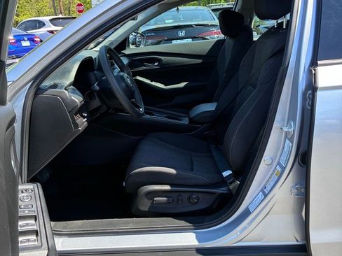 Used 2025 Honda Accord SE image 23