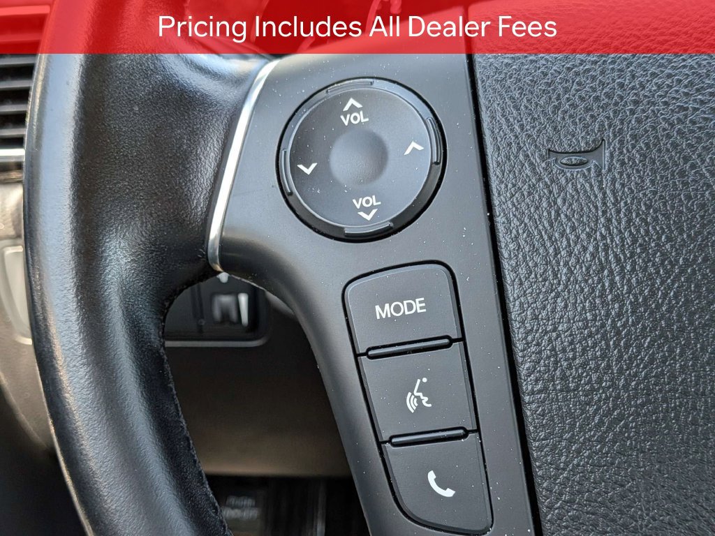 Used 2013 Hyundai Genesis 3.8 RWD image 24