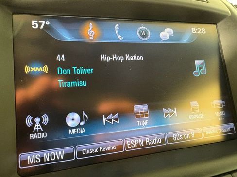 Used 2017 Buick Regal Sport Touring image 27