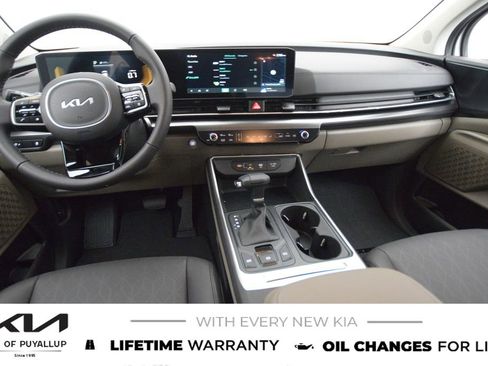 New 2026 Kia Carnival LXS image 17