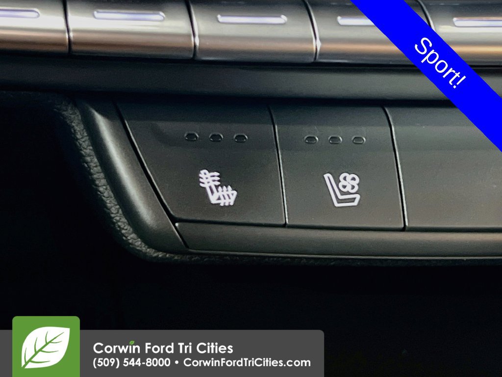 Used 2019 Cadillac XT4 Sport AWD/4WD image 23