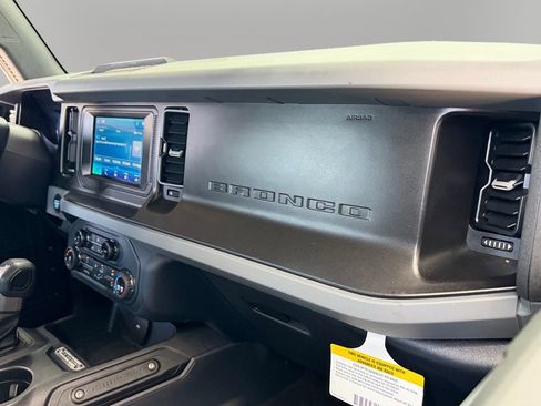 Used 2022 Ford Bronco 2-Door AWD/4WD image 18