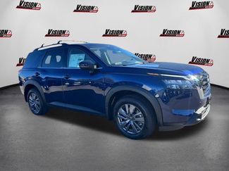 New 2025 Nissan Pathfinder SV video 3
