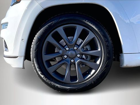 Used 2019 Jeep Grand Cherokee High Altitude image 34
